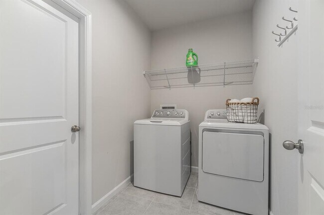 Building Photo - 17897 Turning Leaf Cir