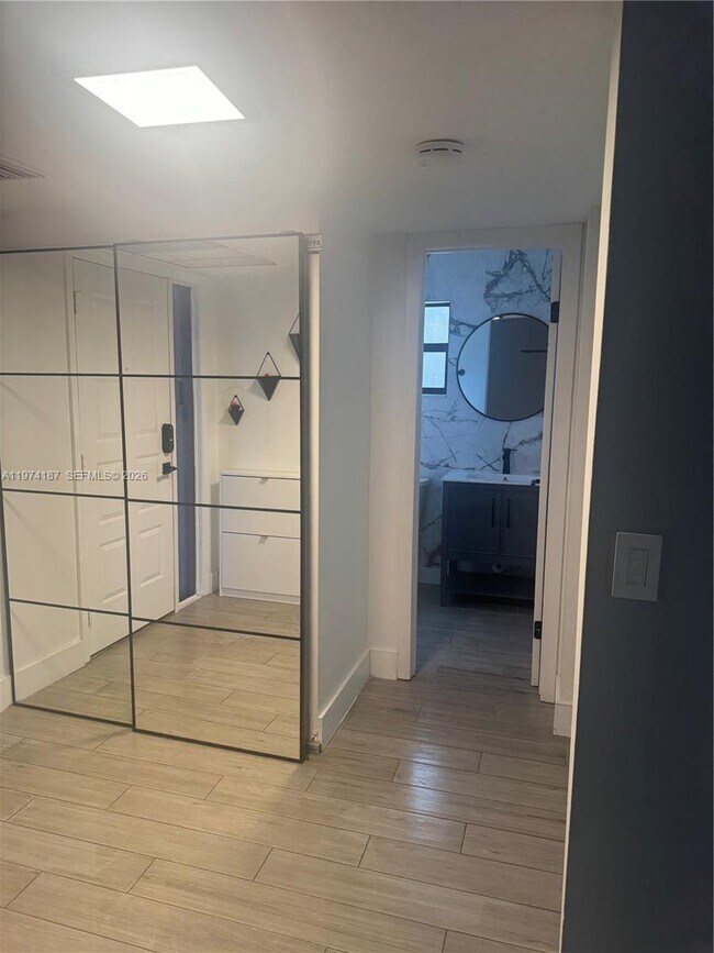 Building Photo - 3418 NW 47th Ave