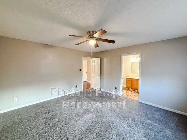 Building Photo - 8825 Tibs Run Dr