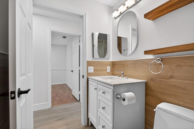 Building Photo - 1012 Fairfield Meadows Dr