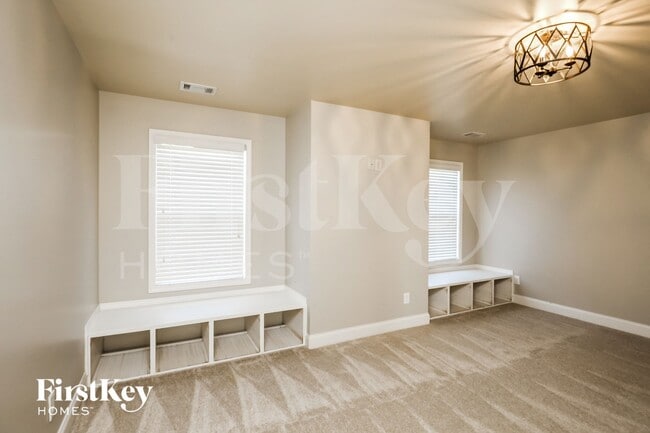 Building Photo - 668 Brakeman Cir