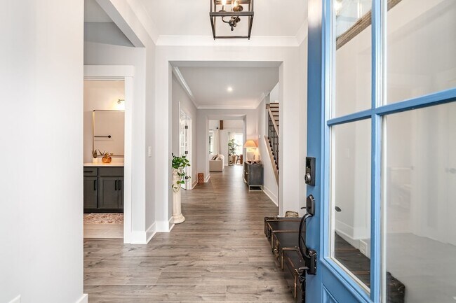 Building Photo - 3427 Earhart Rd