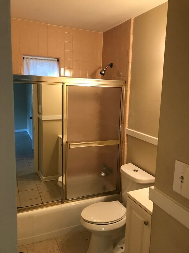 Building Photo - **AVAILABLE NOW**Total Electric 3 Bedroom / 1 Bathroom Home for Rent in East Columbus, GA***