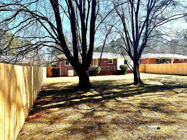 Building Photo - Charming 3BR House in Atlanta