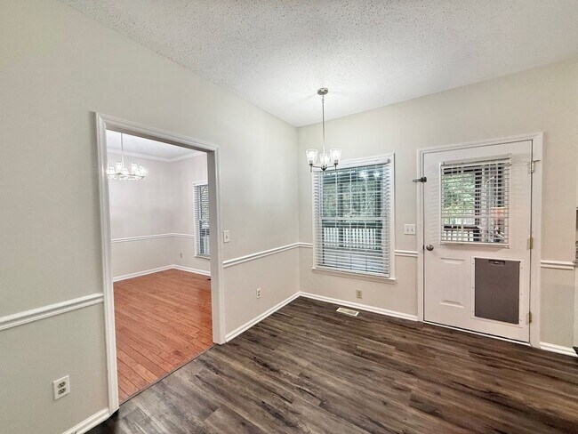 Building Photo - **OFFERING WAIVED APPLICATION FEES & $200 ...