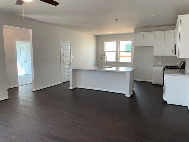 Building Photo - 8022 Cliffside Terrace Ct