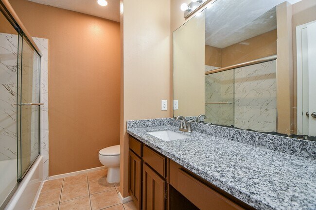 Building Photo - 12011 Monument Valley Dr