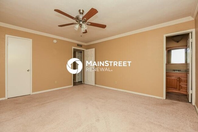 Building Photo - 4029 Blue Flag Ln