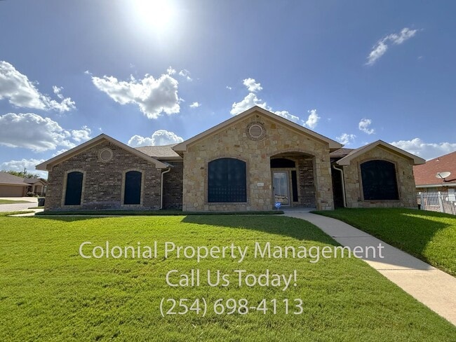 Primary Photo - Available now 3 Bedroom 2 Bath Custom Home...