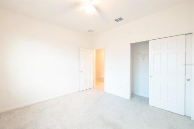 Building Photo - 2203 Pigeon Plum Dr
