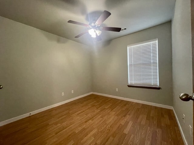 Building Photo - 220 Sage St