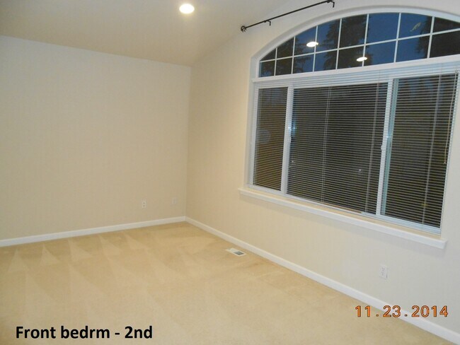 Building Photo - Beautiful 4 Bed 3 Bath with Bonus Room Home in Convenient Location in Lynnwood.