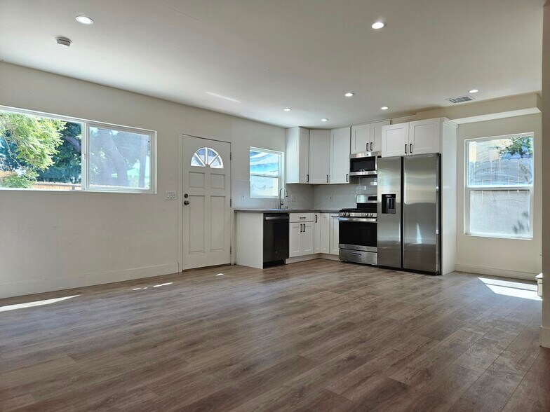 Brand new construction - 2315 S Spaulding Ave