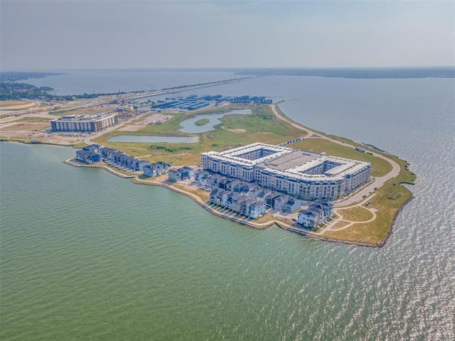 Building Photo - 714 Resort Dr