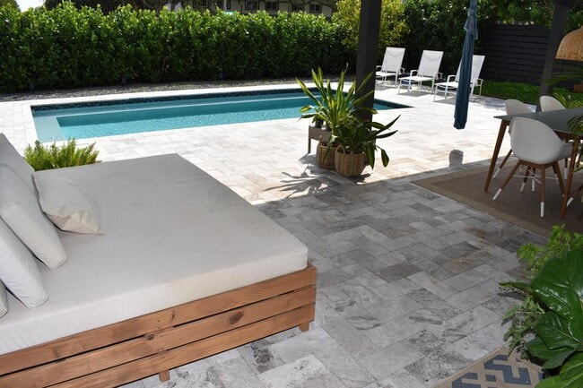 Building Photo - Northwest 12th Way, Boca Raton, FL 33486 - 4 BR 2 BA single-family home