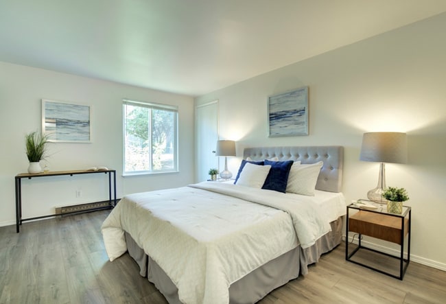 Building Photo - 1 Bedroom Across from Microsoft Bellevue/R...