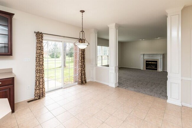 Building Photo - Lakes at Hazel Dell 4 Bedroom