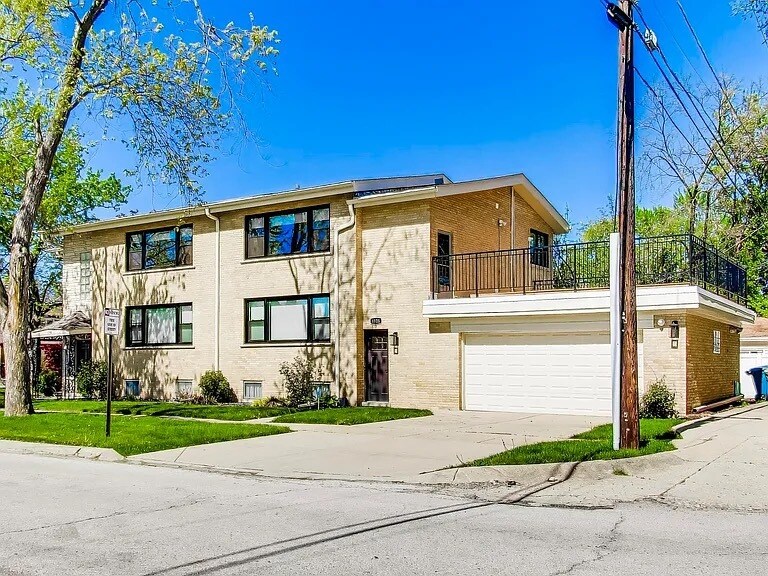 Building Photo - 1108 Fortuna Ave