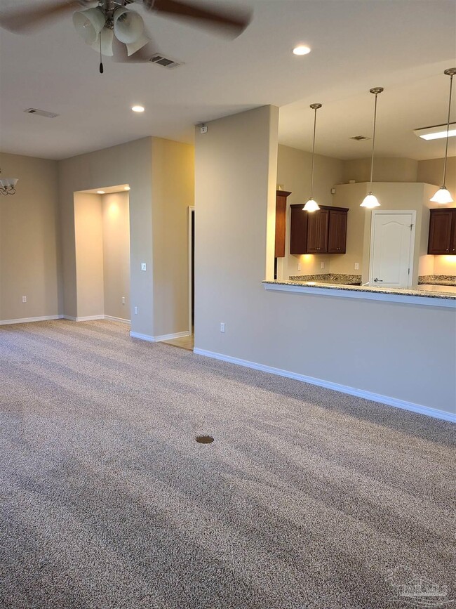 Building Photo - 9685 Misty Meadow Ln