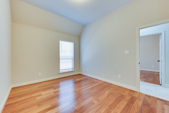 Building Photo - 18106 Nisbet Crossing