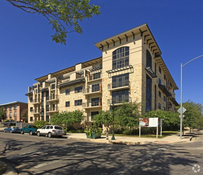 Primary Photo - Park West Residences