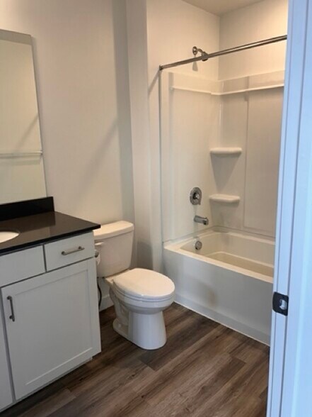 Master Bath - 492 N Trident Dr
