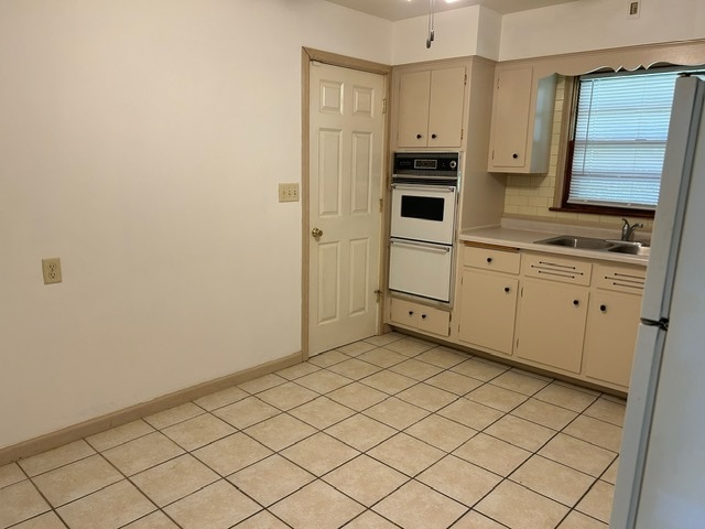 kitchen - 1505 Brown Ave