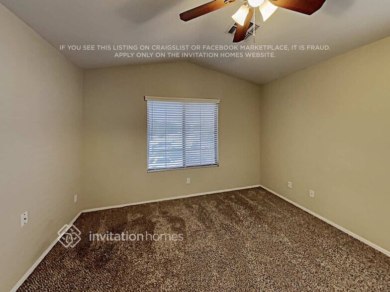 Building Photo - 2133 N 29th Pl