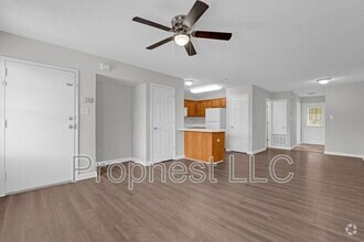 Building Photo - 802 Barrington Woods Cove