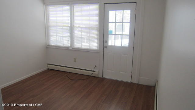 Building Photo - 120 S Chestnut St