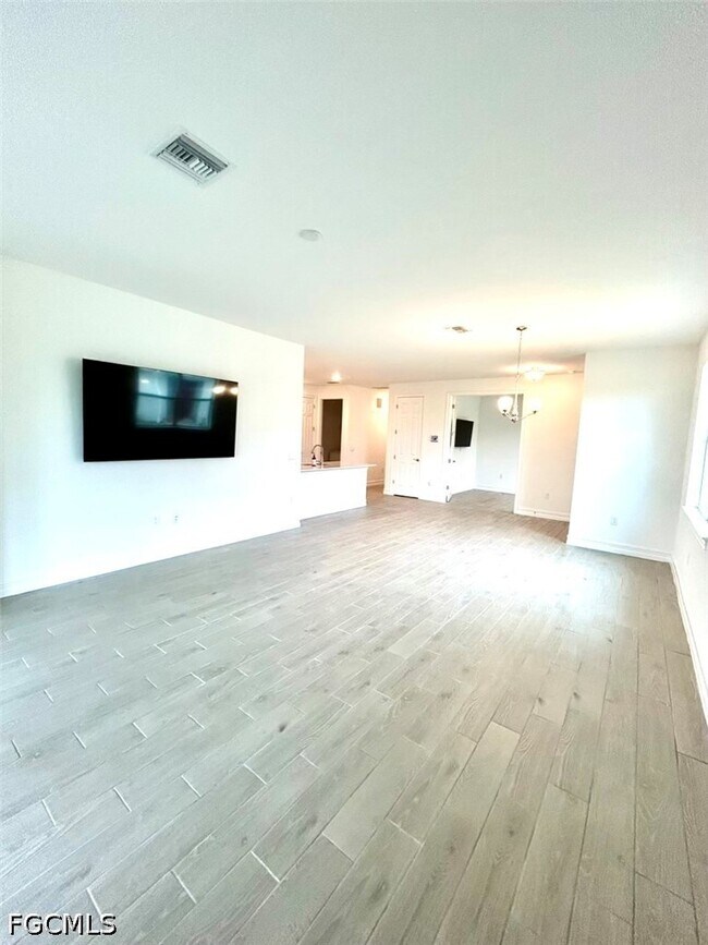 Building Photo - 43806 Blue Heron Ln