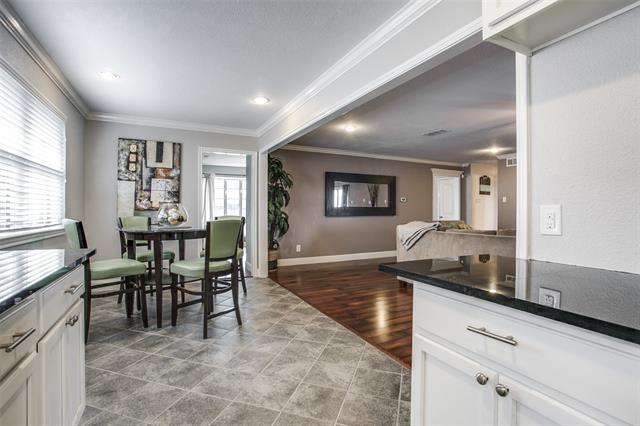 Building Photo - 2906 Sharpview Ln