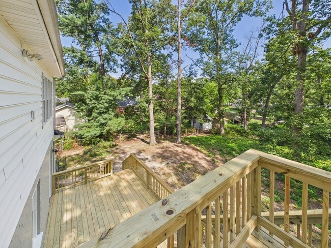 Building Photo - 8410 Weldon Dr