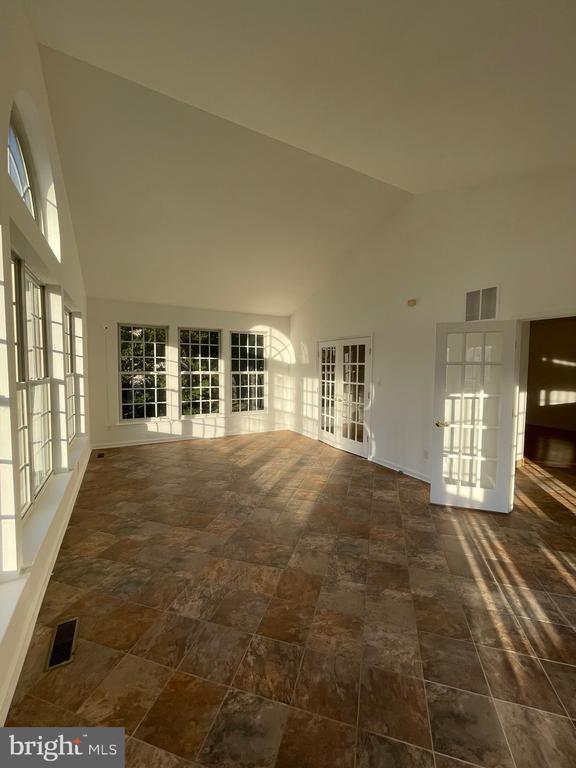 Building Photo - 25869 Flintonbridge Dr