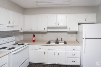 Interior Photo - Trenton House Apartments
