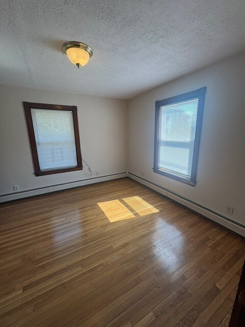 Building Photo - 5 Oakland St