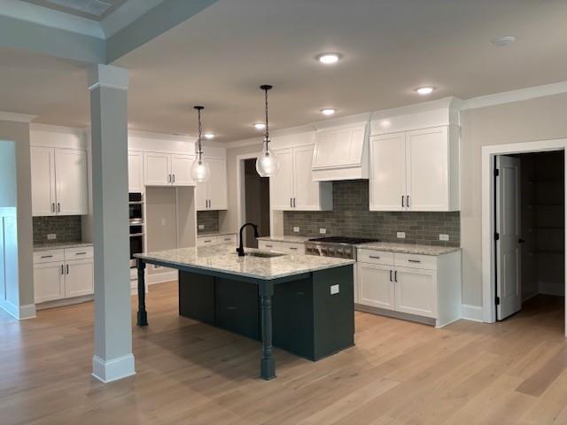 Building Photo - 4040 Sierra Vis Cir