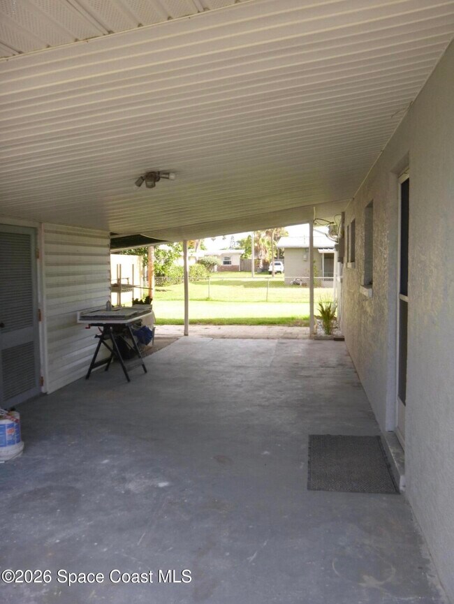 Building Photo - 360 Needle Blvd