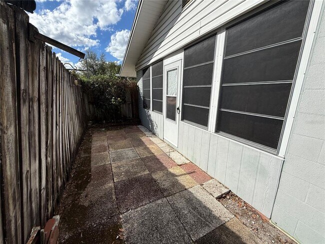 Building Photo - 5854 9th St