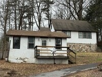 Building Photo - 55-57 Burlingham Rd