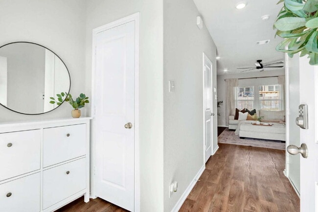 Building Photo - 10417 Mcintosh