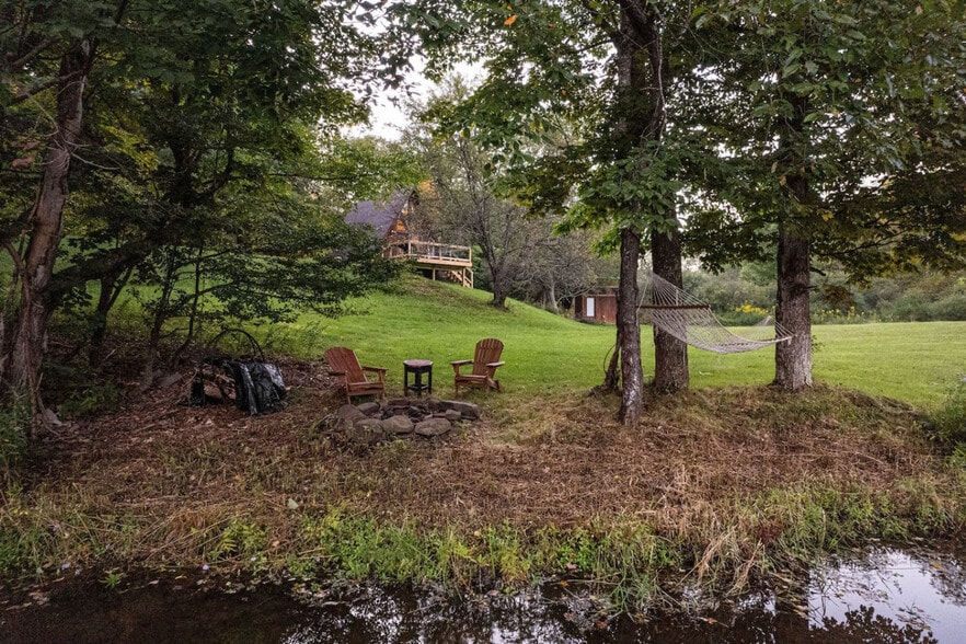 Building Photo - 614 Sanford Hollow Rd