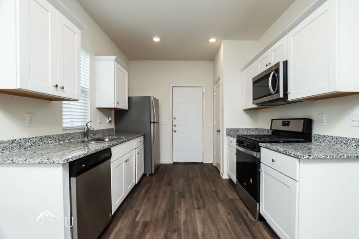 Building Photo - 5102 Dawn Break