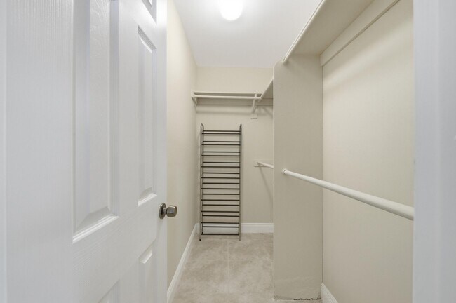Building Photo - 729 Normandy Trail