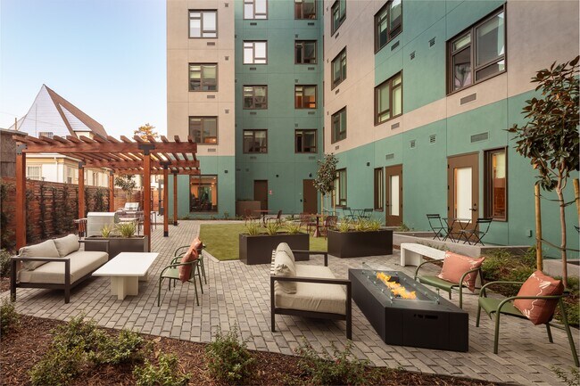 Outdoor Patio - ArtHaus 820