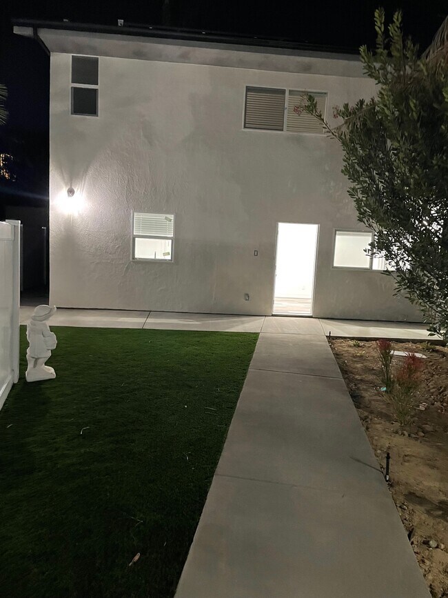 Building Photo - 20811 Tiara St