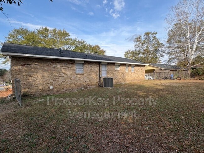 Building Photo - 1732 Melody Dr