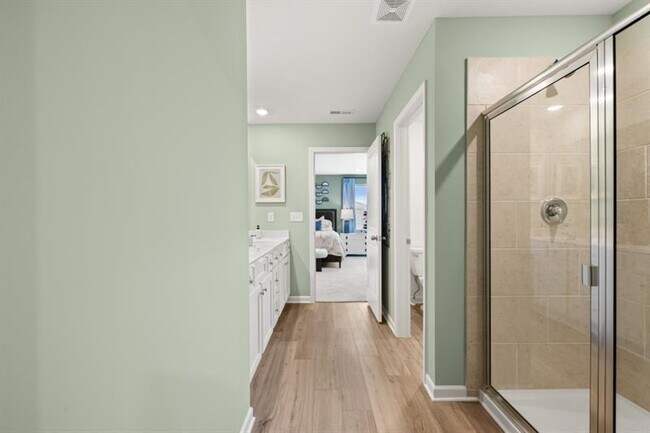 Building Photo - 1429 Hunter Trl