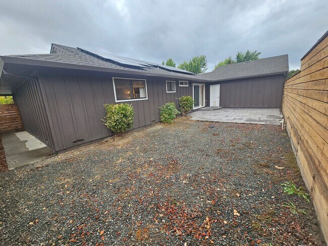 Building Photo - Available Now in Lakeport