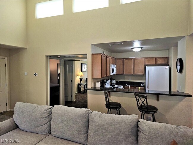 Building Photo - 3145 E Flamingo Rd